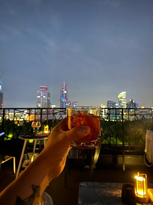 成都夜生活好玩的地方有哪些_成都夜生活体验_成都夜生活怎么玩