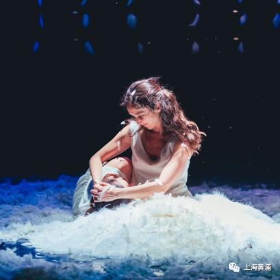 真实故事：朋友借夜成都论坛推荐，在迷茫中找到社交新方向？